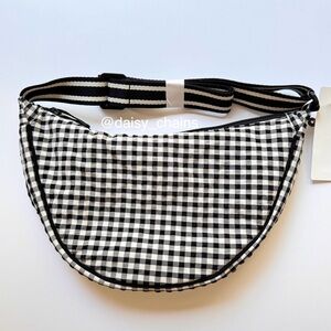 Uniqlo Round Mini Shoulder Bag